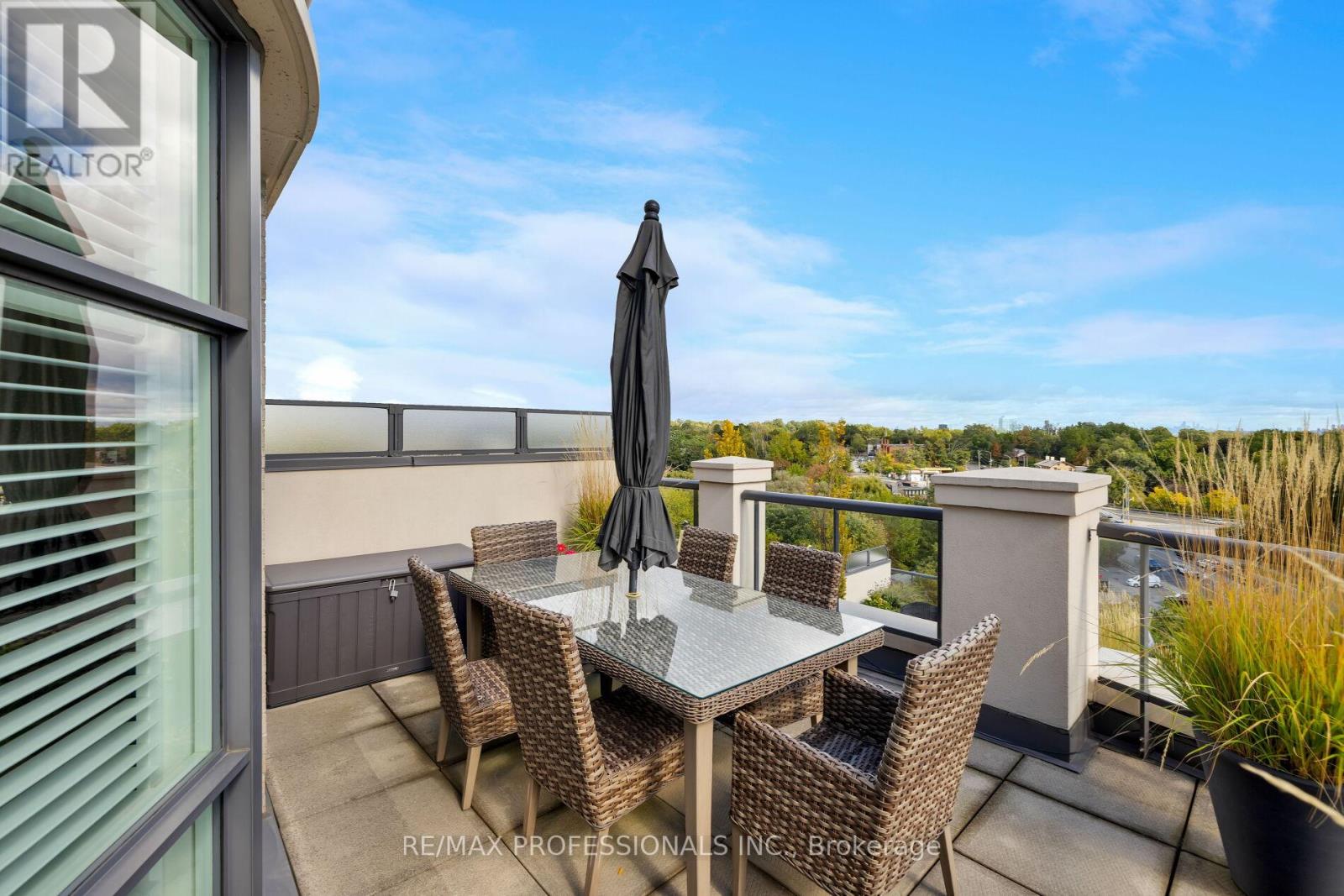 Lph7 - 9 Burnhamthorpe Crescent, Toronto (Islington-City Centre West), Ontario  M9A 0A6 - Photo 13 - W12213270