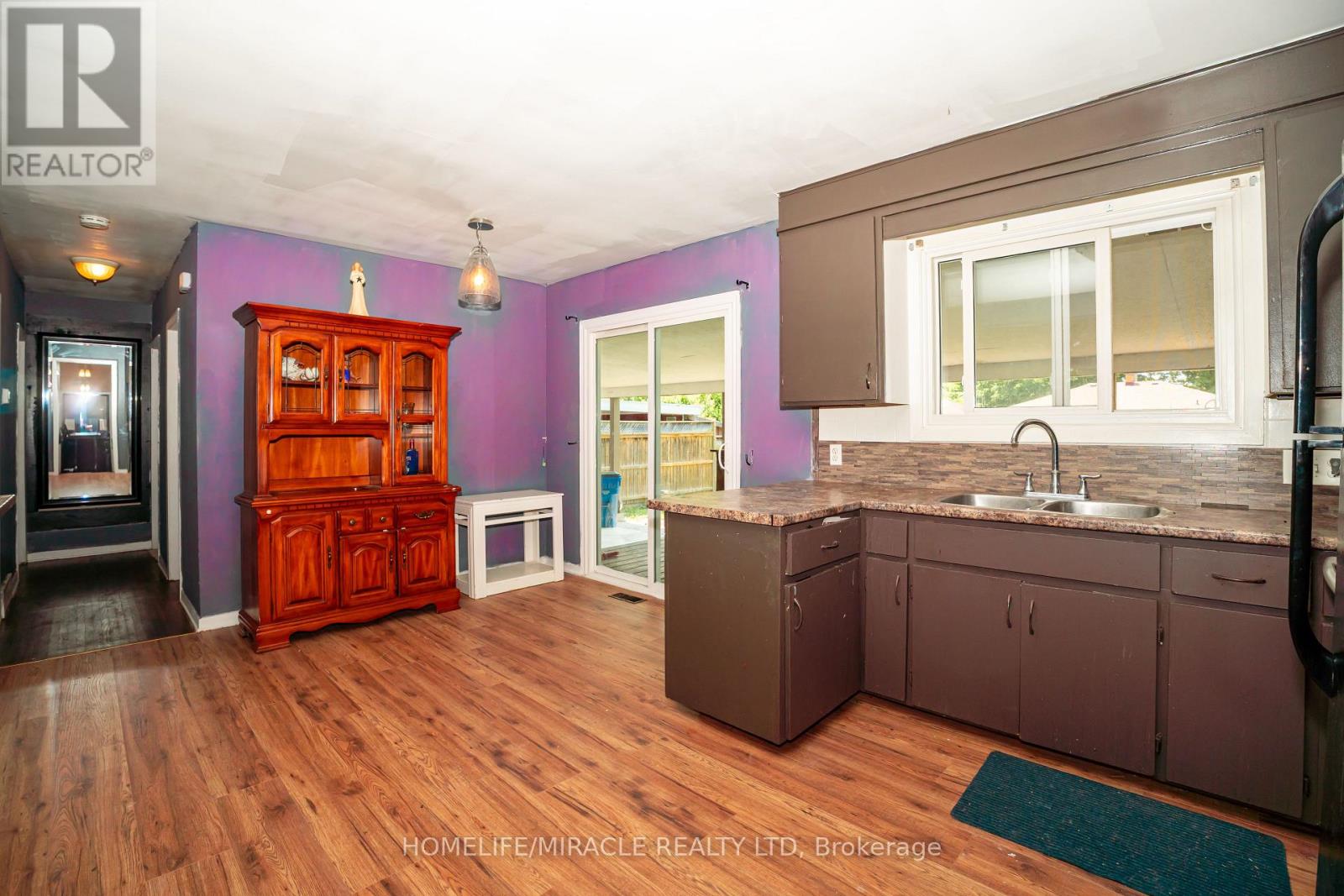 84 Dunvegan Drive, Chatham-Kent, Ontario  N7M 5A2 - Photo 6 - X12217177