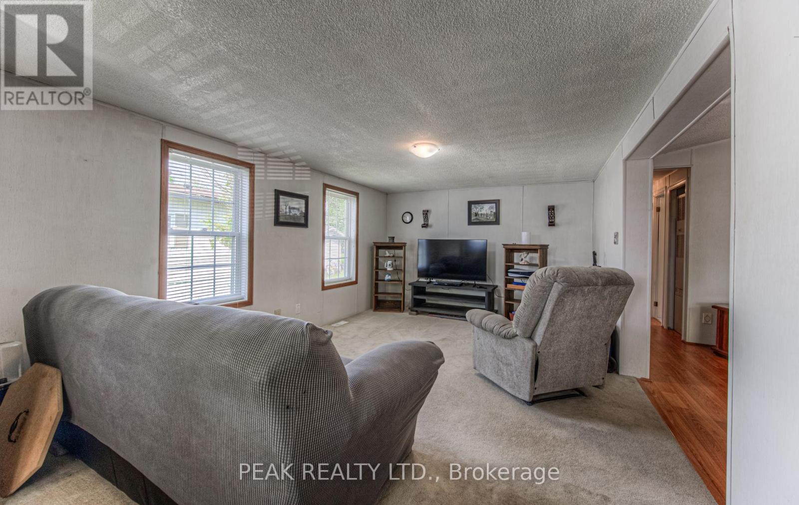 61 - 580 Beaver Creek Road, Waterloo, Ontario  N2J 3Z4 - Photo 5 - X12217186