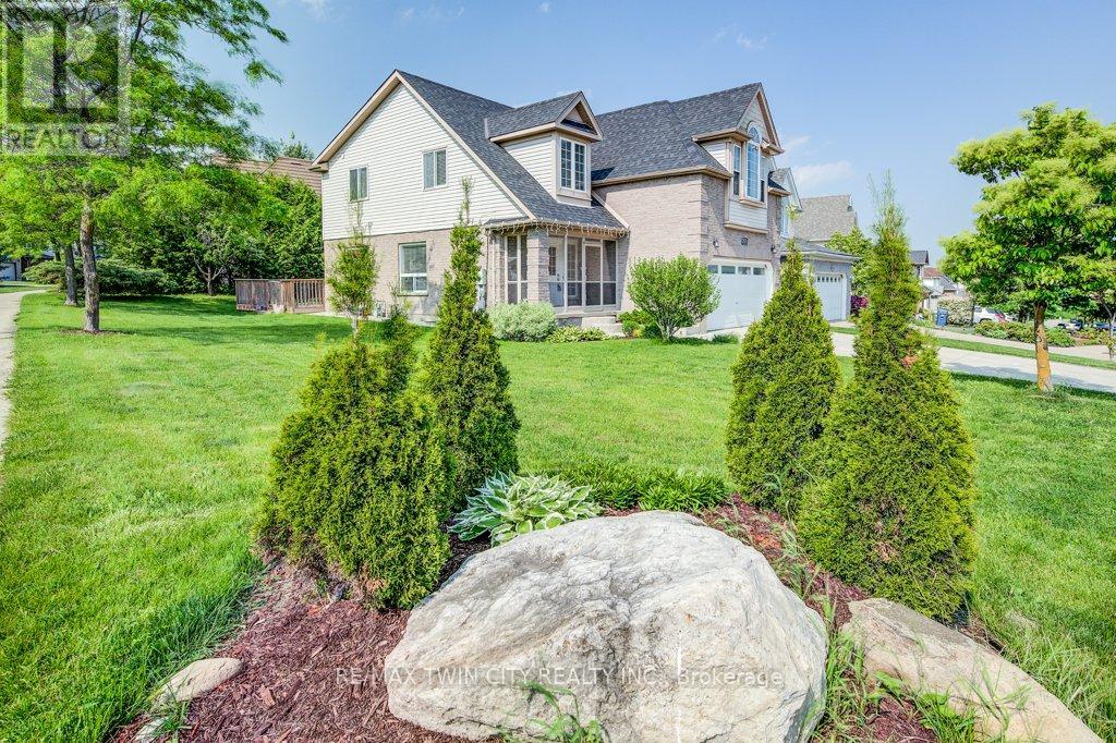 153 Starwood Drive, Guelph (Grange Road), Ontario  N1E 7G7 - Photo 2 - X12217201