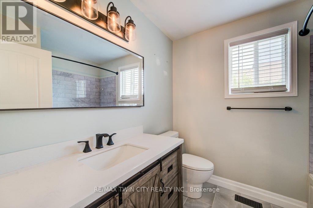 153 Starwood Drive, Guelph (Grange Road), Ontario  N1E 7G7 - Photo 37 - X12217201