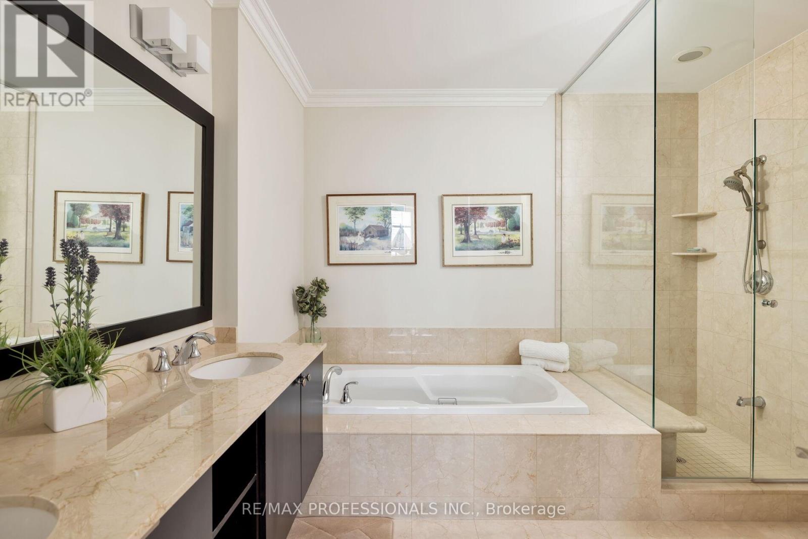 Lph7 - 9 Burnhamthorpe Crescent, Toronto (Islington-City Centre West), Ontario  M9A 0A6 - Photo 26 - W12213270