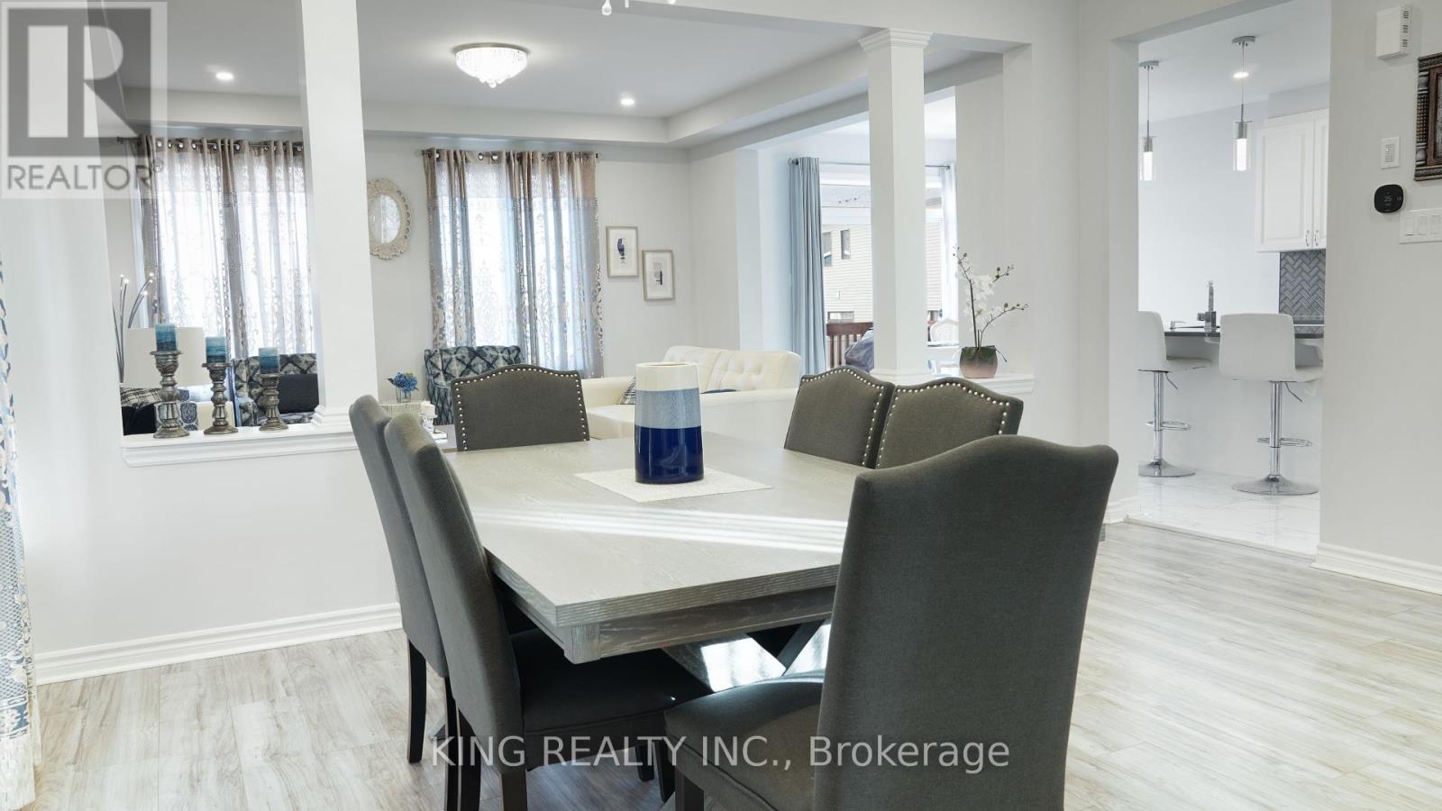 68 Baldcypress Way, Ottawa, Ontario  K2V 0N6 - Photo 8 - X12216460