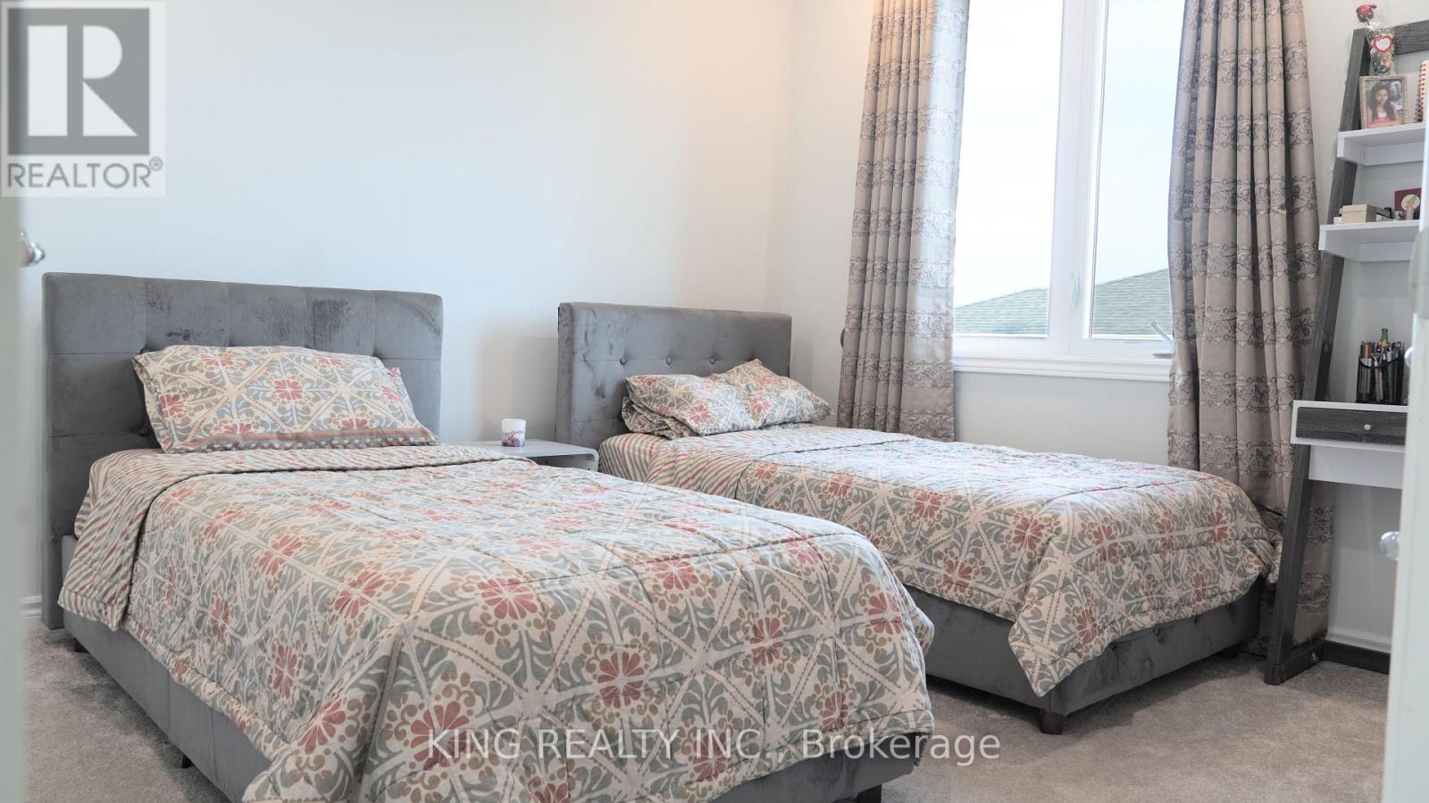 68 Baldcypress Way, Ottawa, Ontario  K2V 0N6 - Photo 15 - X12216460
