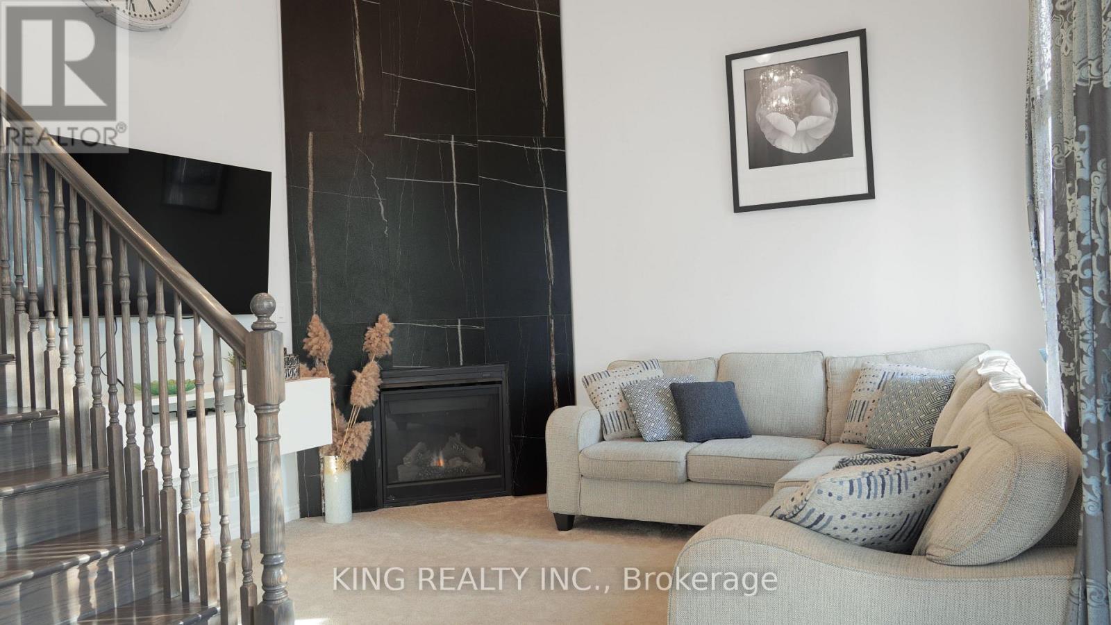 68 Baldcypress Way, Ottawa, Ontario  K2V 0N6 - Photo 10 - X12216460