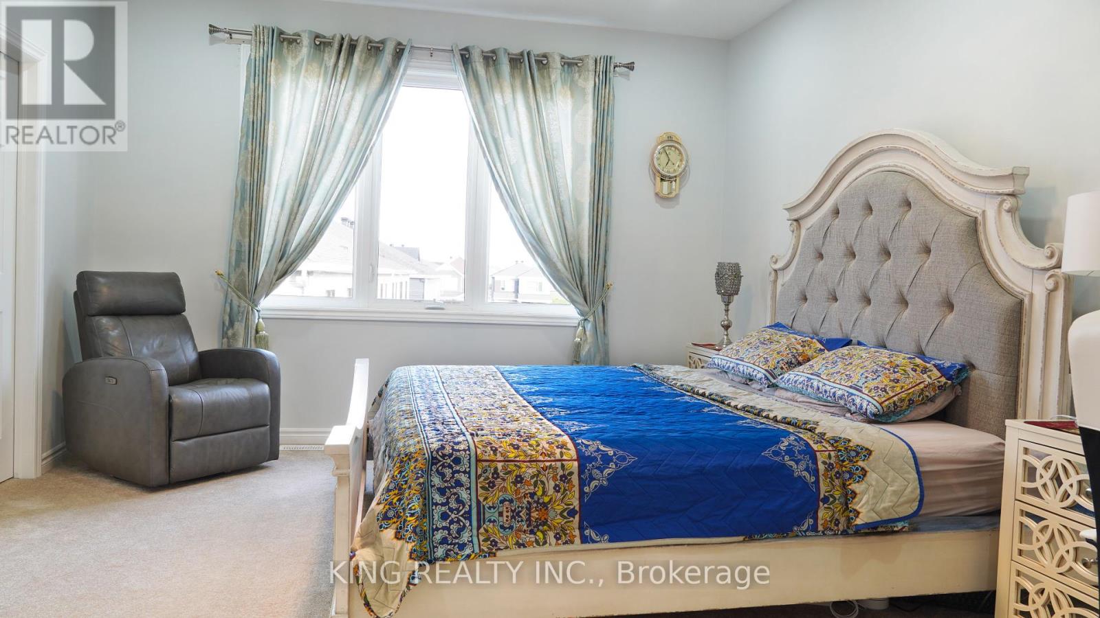 68 Baldcypress Way, Ottawa, Ontario  K2V 0N6 - Photo 13 - X12216460