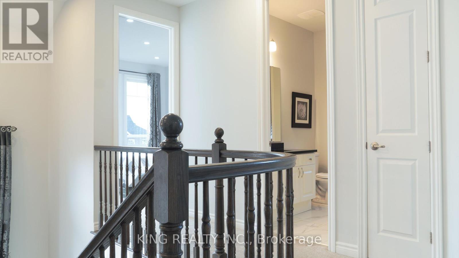 68 Baldcypress Way, Ottawa, Ontario  K2V 0N6 - Photo 11 - X12216460