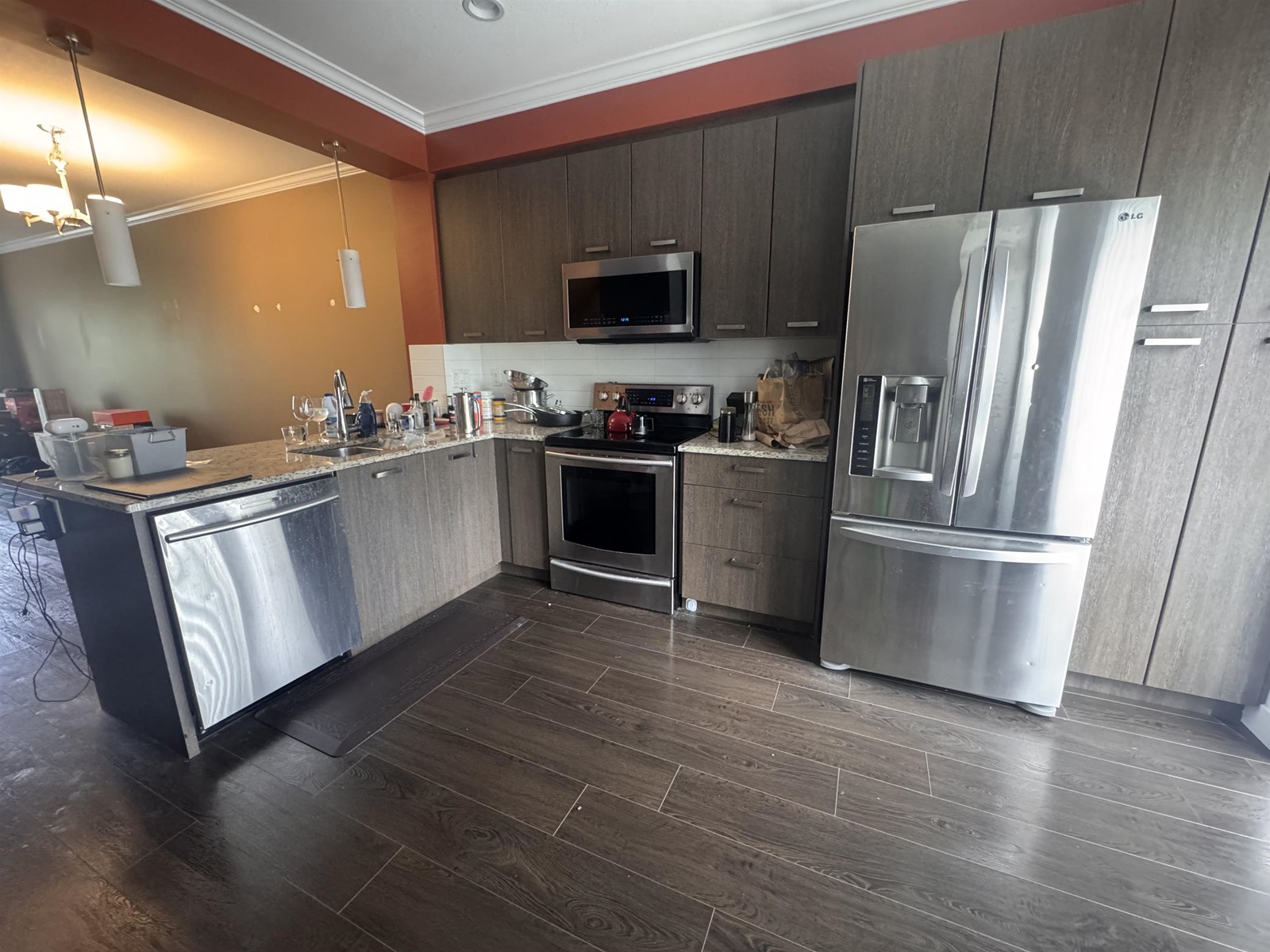 106 5888 144 Street, Surrey, British Columbia  V3X 0G8 - Photo 3 - R3015028