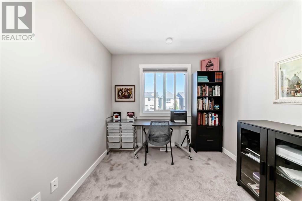 132 Cranbrook Green Se, Calgary, Alberta  T3M 2X2 - Photo 38 - A2223533