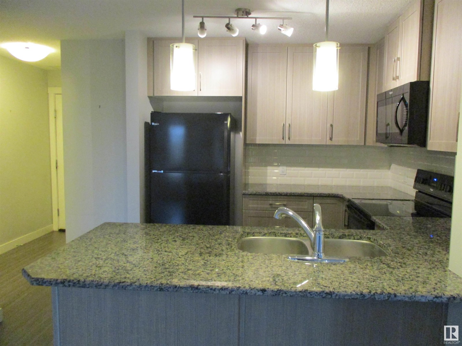 #221 3670 139 Av Nw, Edmonton, Alberta  T5Y 3N5 - Photo 10 - E4442082