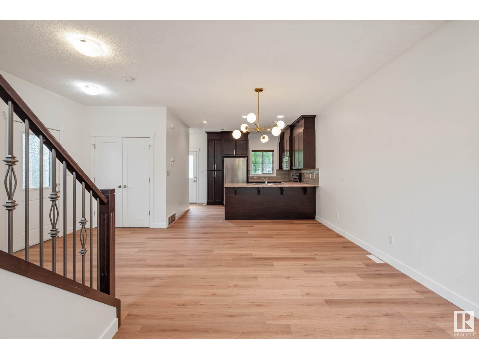 10152 160 St Nw, Edmonton, Alberta  T5P 3E7 - Photo 11 - E4442083