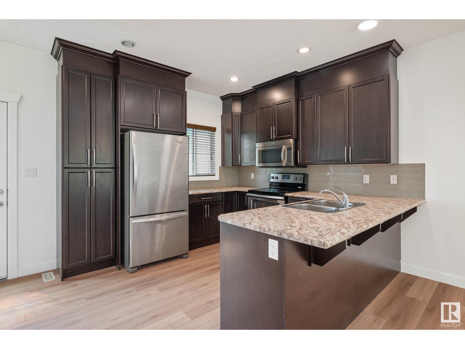 10152 160 St Nw, Edmonton, Alberta  T5P 3E7 - Photo 14 - E4442083