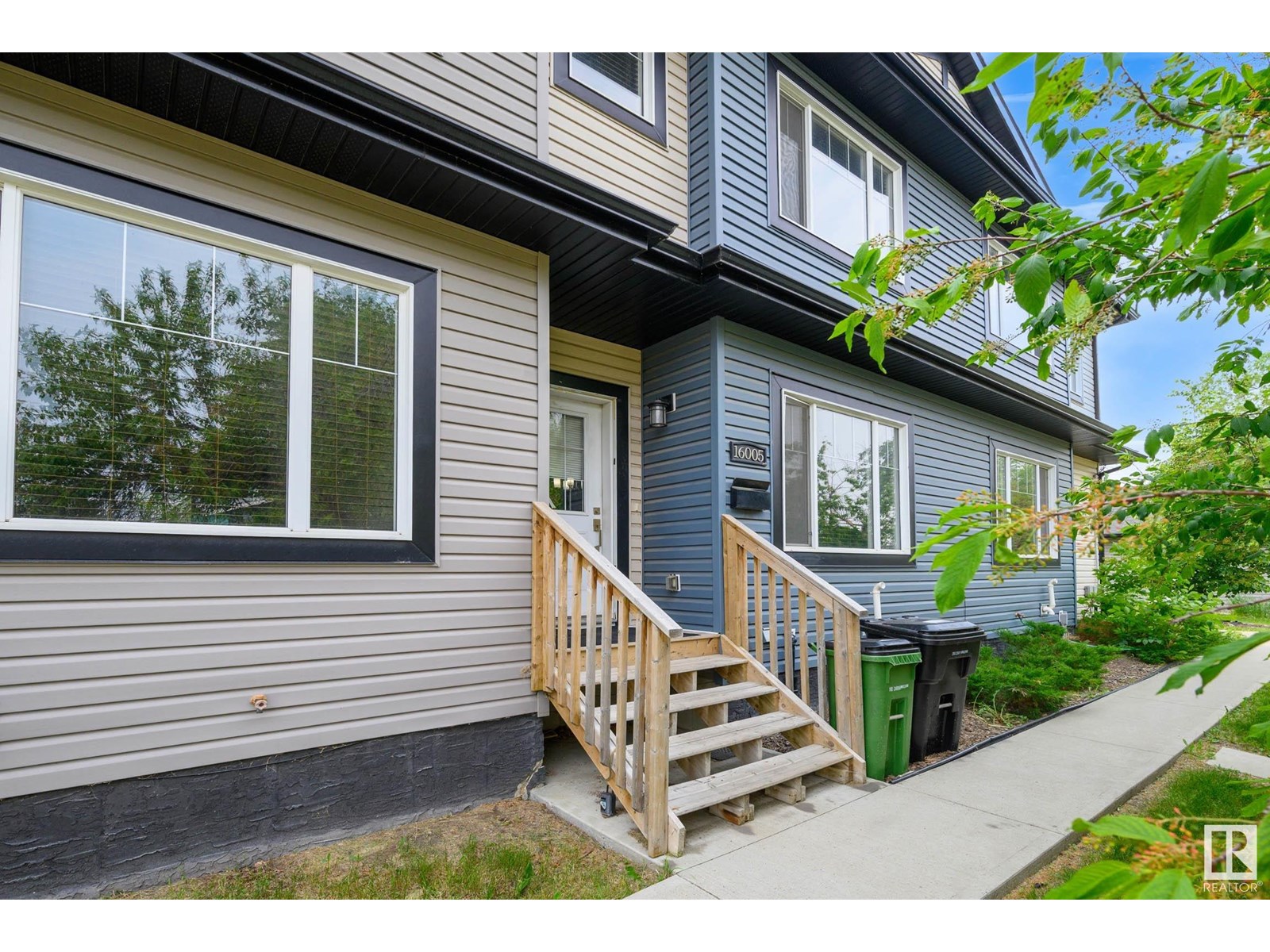 10152 160 St Nw, Edmonton, Alberta  T5P 3E7 - Photo 3 - E4442083