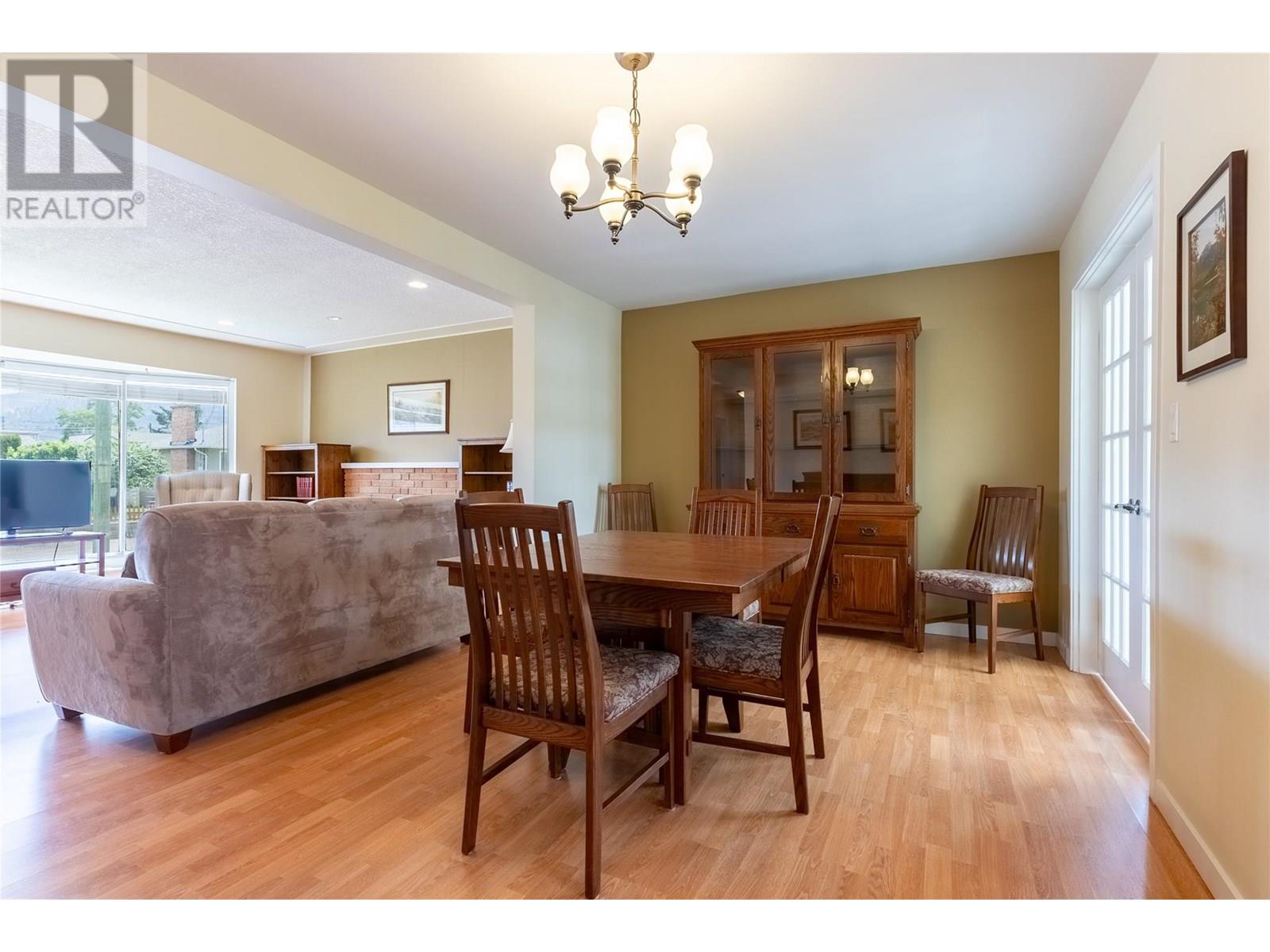 249 Chestnut Avenue, Kamloops, British Columbia  V2B 1L4 - Photo 3 - 10351833