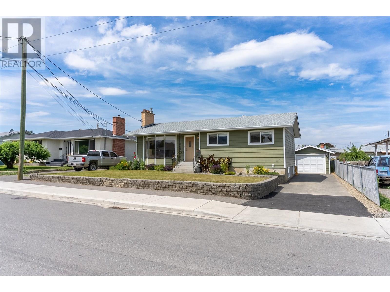 249 Chestnut Avenue, Kamloops, British Columbia  V2B 1L4 - Photo 36 - 10351833