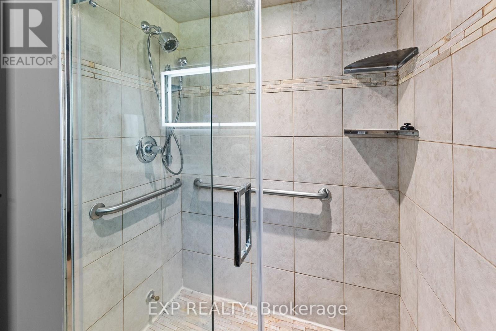 4515 Pinedale Drive, Niagara Falls, Ontario  L2E 6M6 - Photo 22 - X12217402