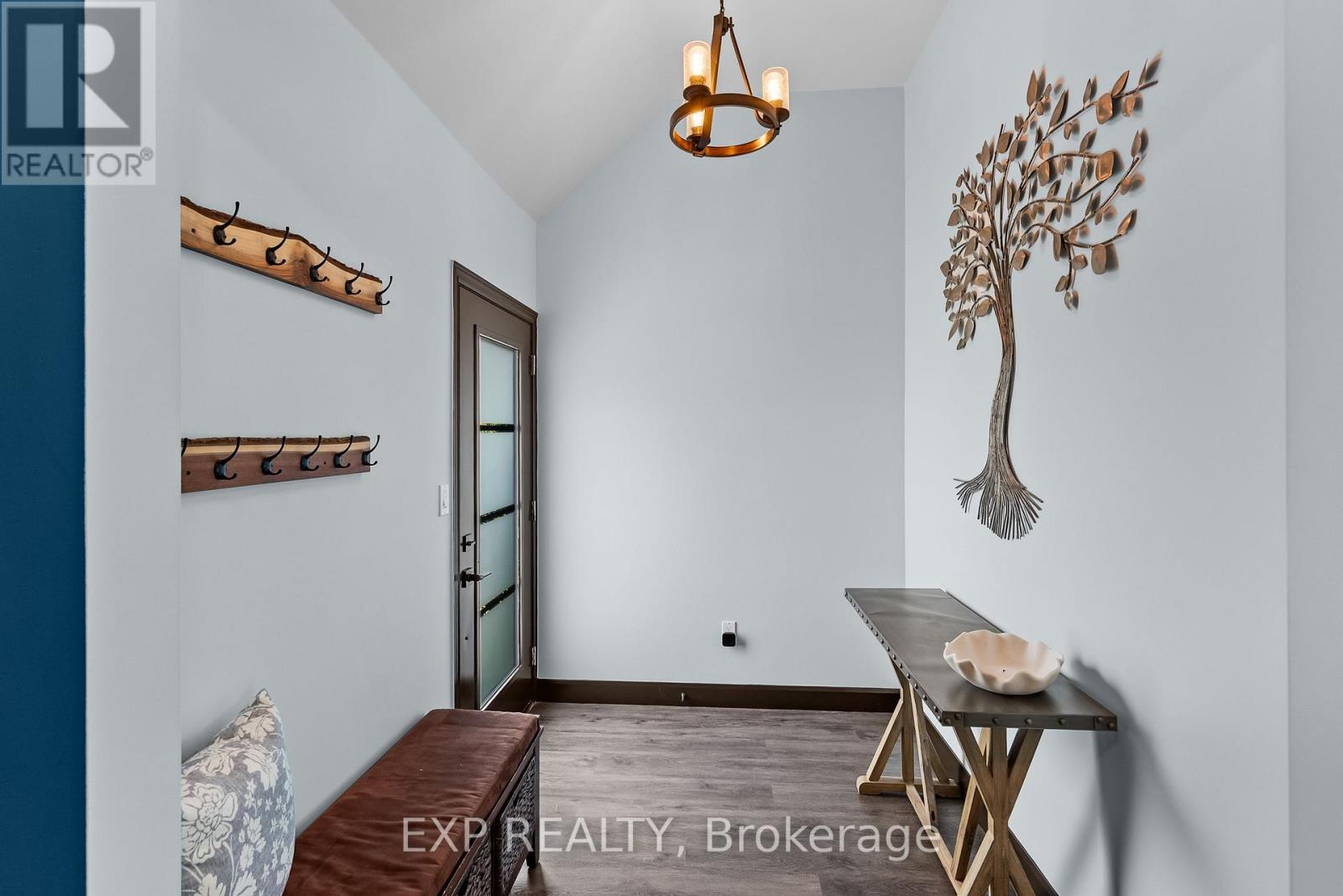 4515 Pinedale Drive, Niagara Falls, Ontario  L2E 6M6 - Photo 7 - X12217402