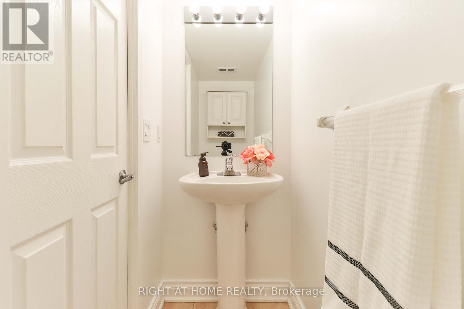 308 - 330 Adelaide Street E, Toronto, Ontario  M5A 4S9 - Photo 22 - C12179906