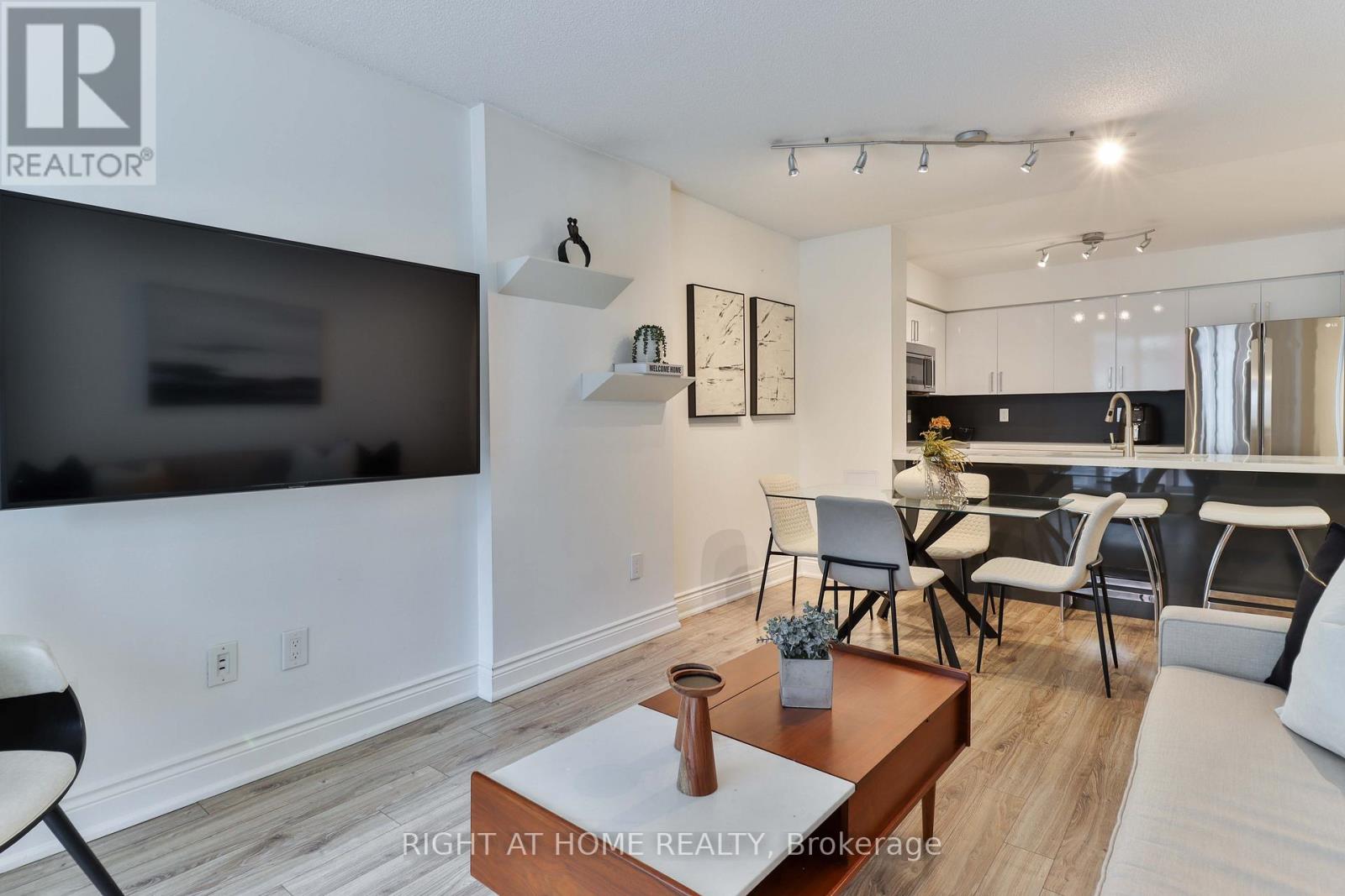 308 - 330 Adelaide Street E, Toronto, Ontario  M5A 4S9 - Photo 12 - C12179906