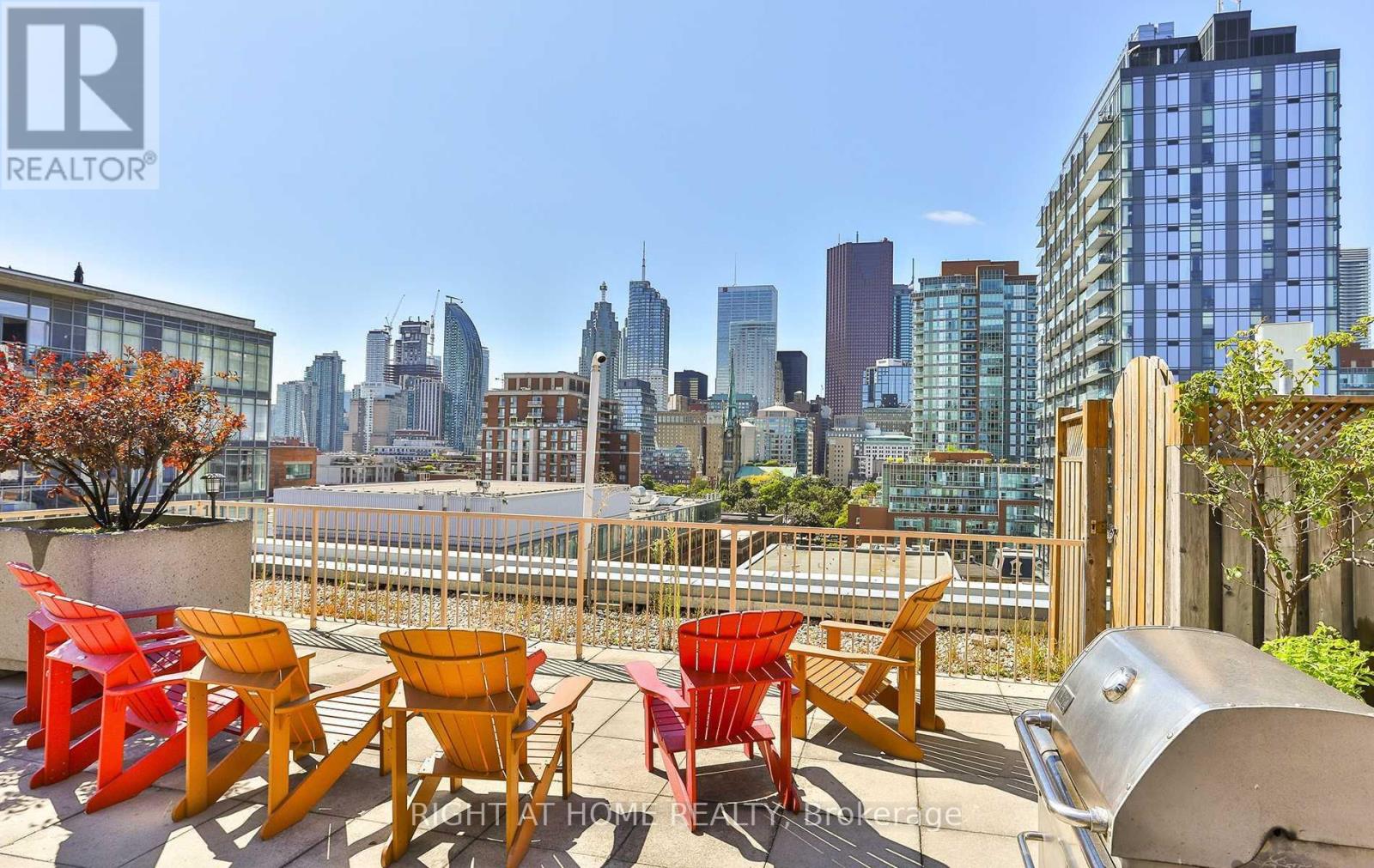 308 - 330 ADELAIDE STREET E, Toronto, Ontario