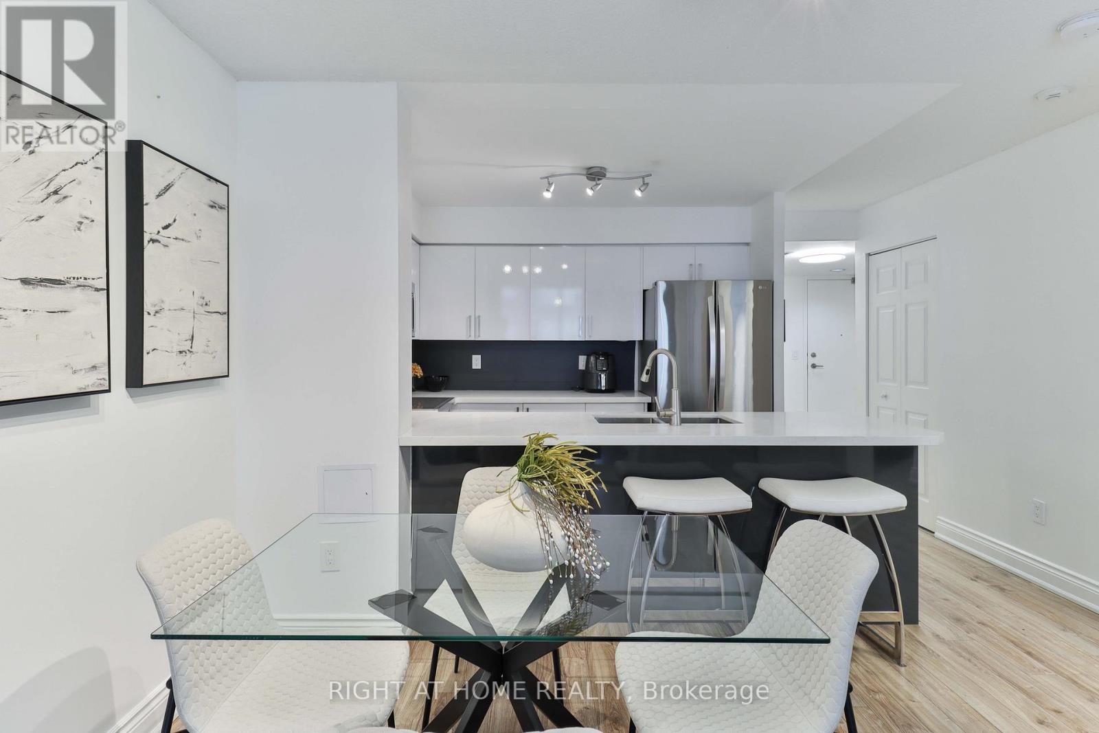 308 - 330 Adelaide Street E, Toronto, Ontario  M5A 4S9 - Photo 7 - C12179906