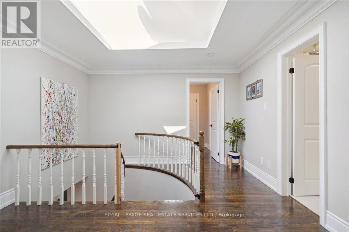 1141 Vicki Lane, Mississauga, Ontario  L5C 2X9 - Photo 21 - W12169128