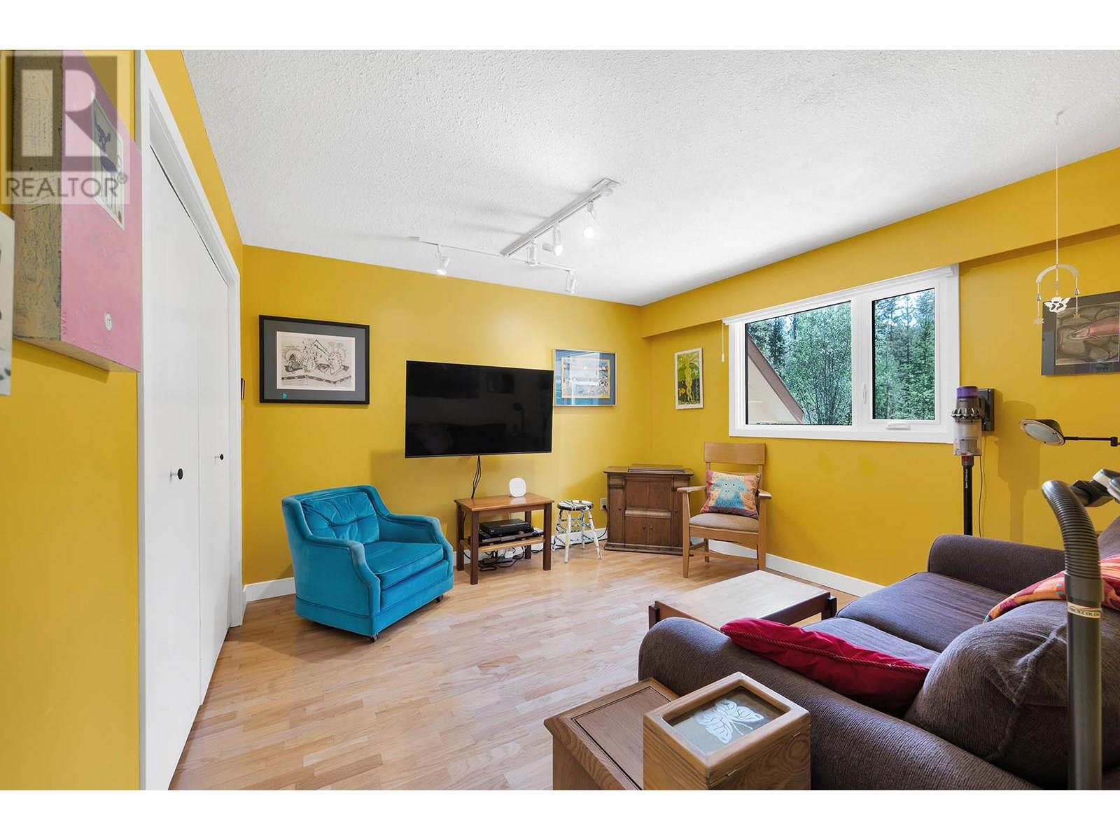3876 Lookout Road, Kamloops, British Columbia  V1S 1Y8 - Photo 18 - 10351993