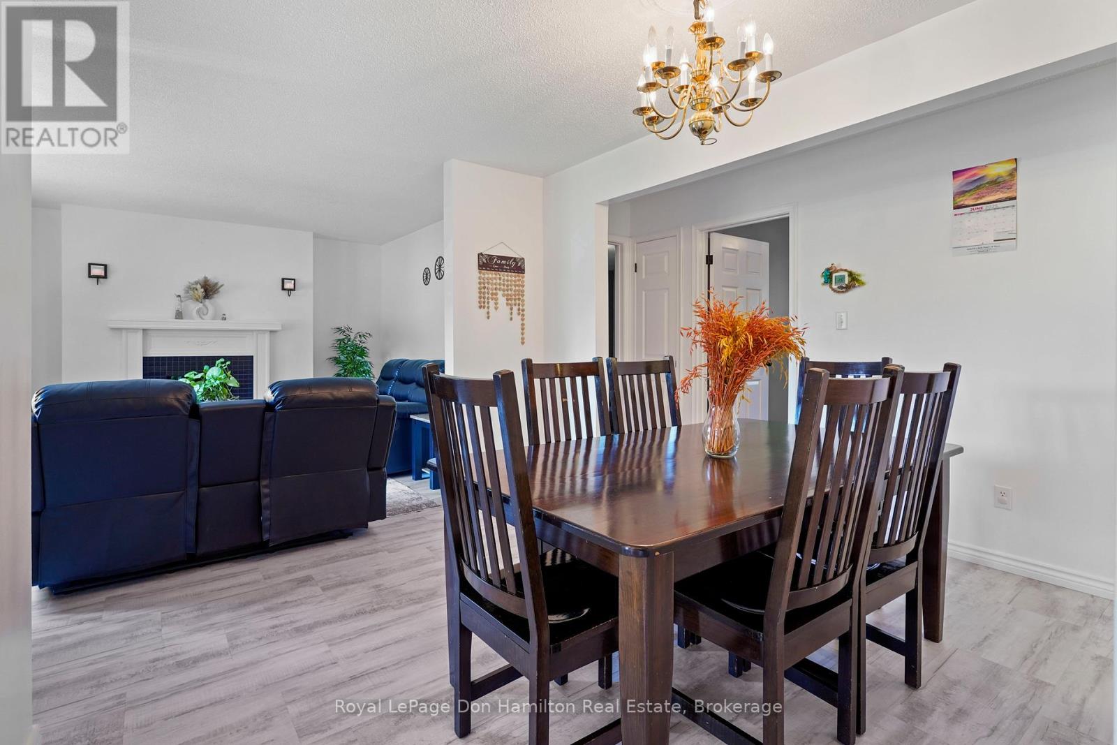 288 King Street, North Huron, Ontario  N0M 1H0 - Photo 8 - X12217435