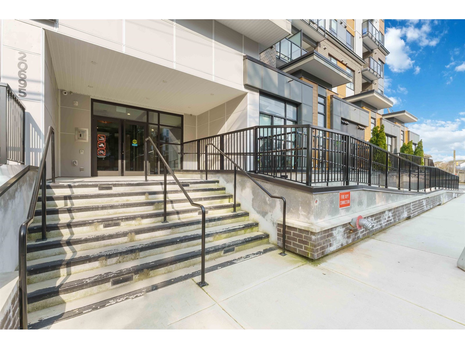 410 20695 Eastleigh Crescent, Langley, British Columbia  V3A 0P7 - Photo 5 - R3015039