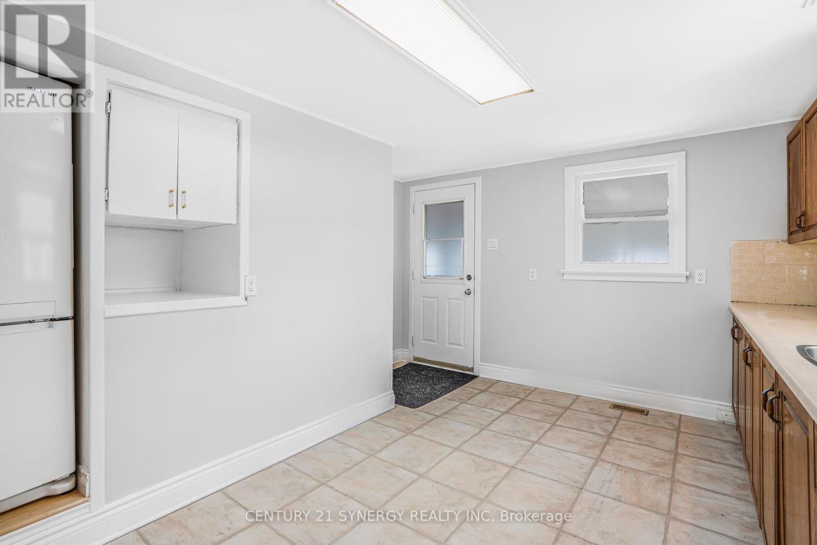 14 Johnwoods Street, Ottawa, Ontario  K2S 1B9 - Photo 17 - X12217414