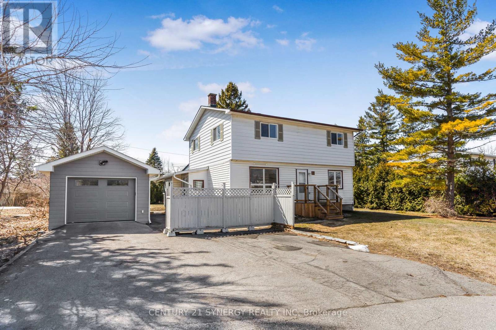 14 Johnwoods Street, Ottawa, Ontario  K2S 1B9 - Photo 3 - X12217414