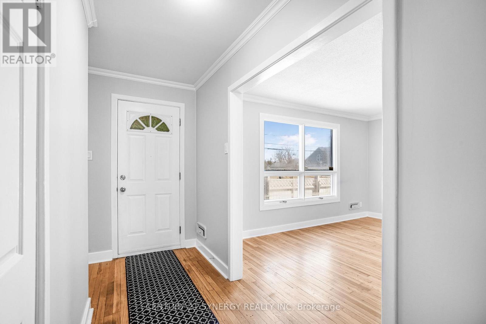 14 Johnwoods Street, Ottawa, Ontario  K2S 1B9 - Photo 4 - X12217414