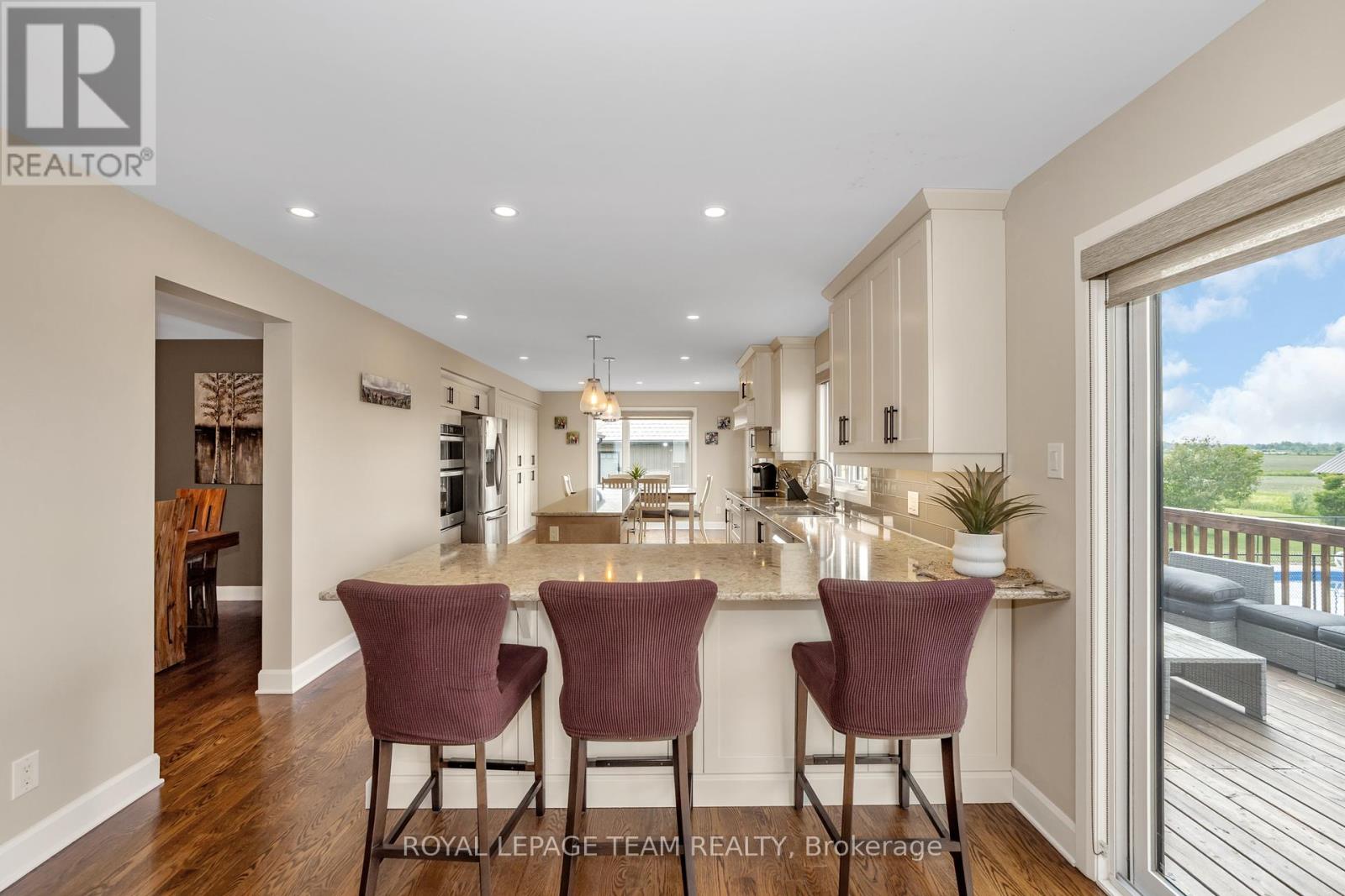 82 Porcupine Trail, Ottawa, Ontario  K0A 1T0 - Photo 12 - X12217459