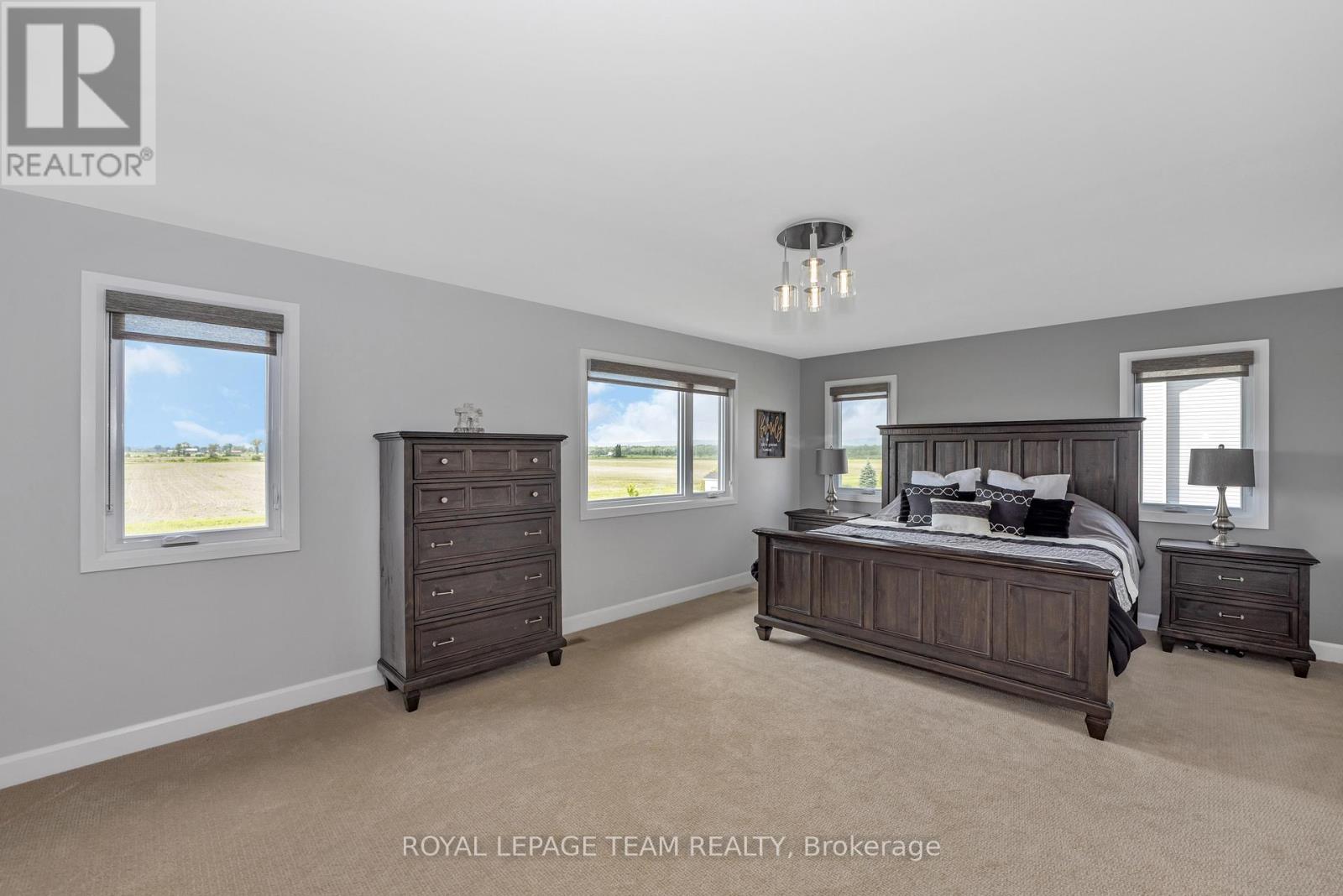 82 Porcupine Trail, Ottawa, Ontario  K0A 1T0 - Photo 22 - X12217459