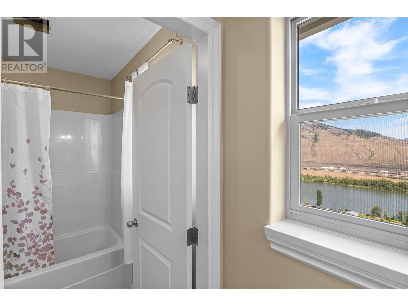 877 Quail Drive, Kamloops, British Columbia  V2B 8P2 - Photo 35 - 10351475