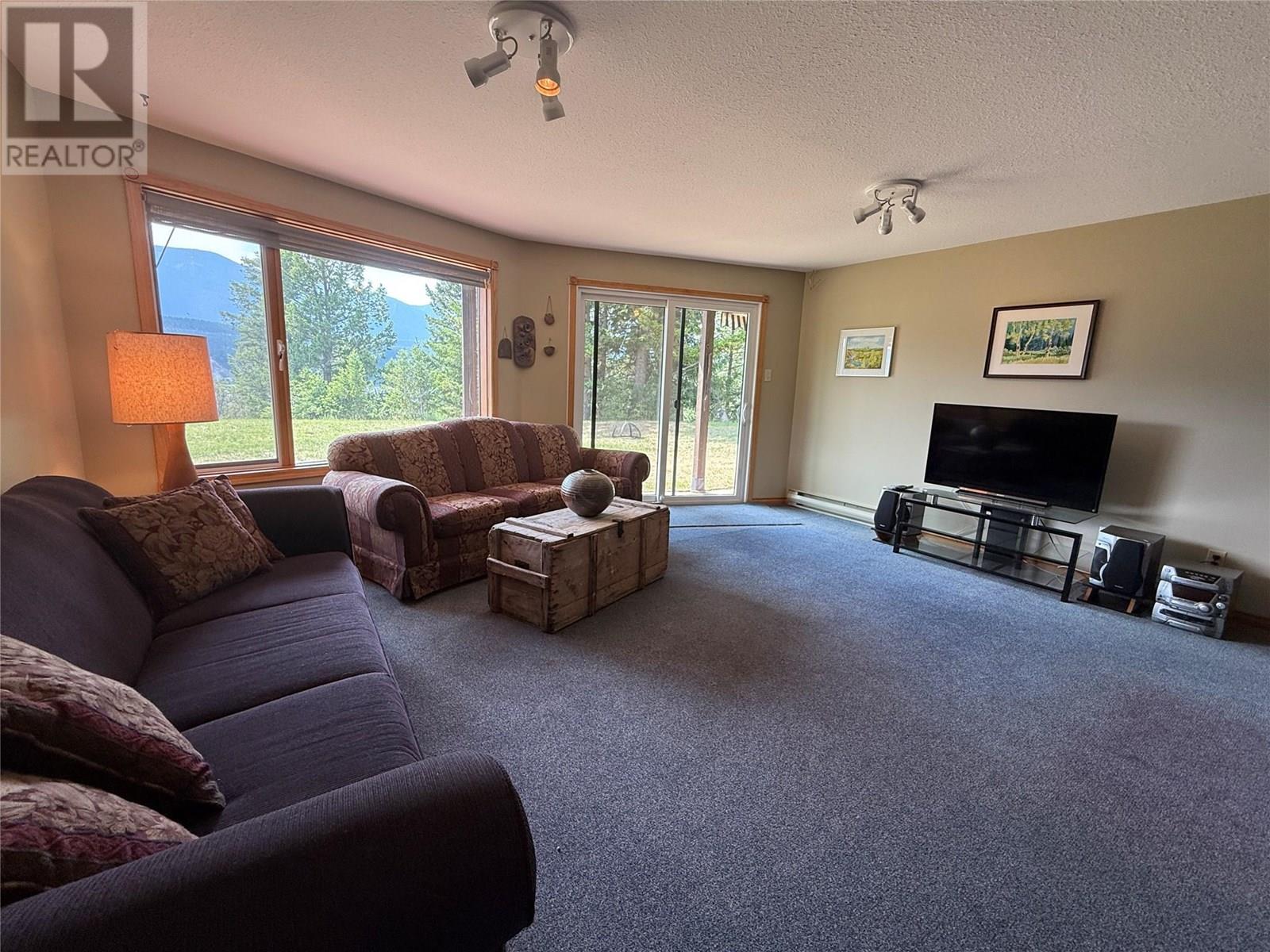 4721 Wilmai Road, Windermere, British Columbia  V0B 2L2 - Photo 21 - 10351782