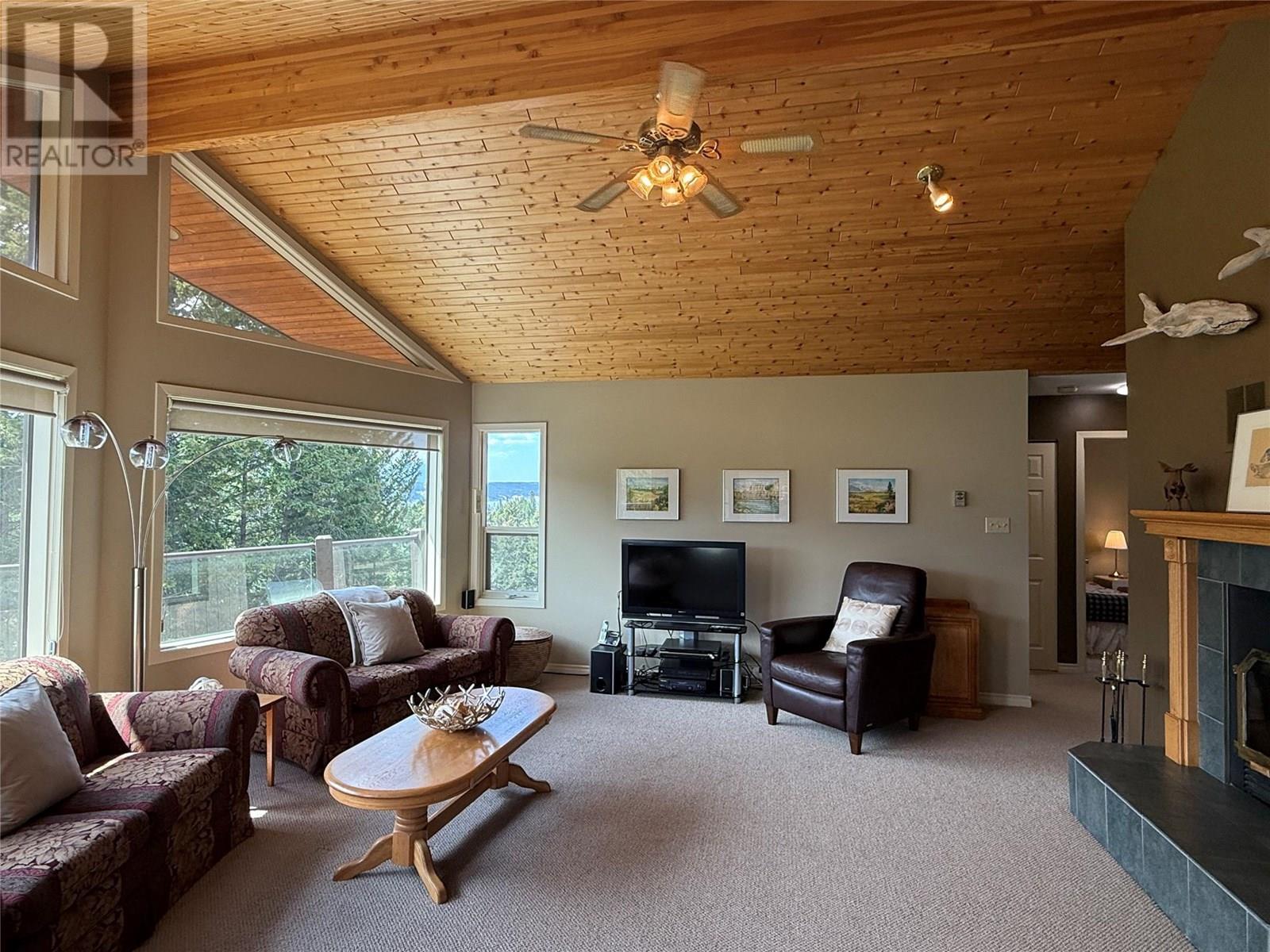 4721 Wilmai Road, Windermere, British Columbia  V0B 2L2 - Photo 6 - 10351782
