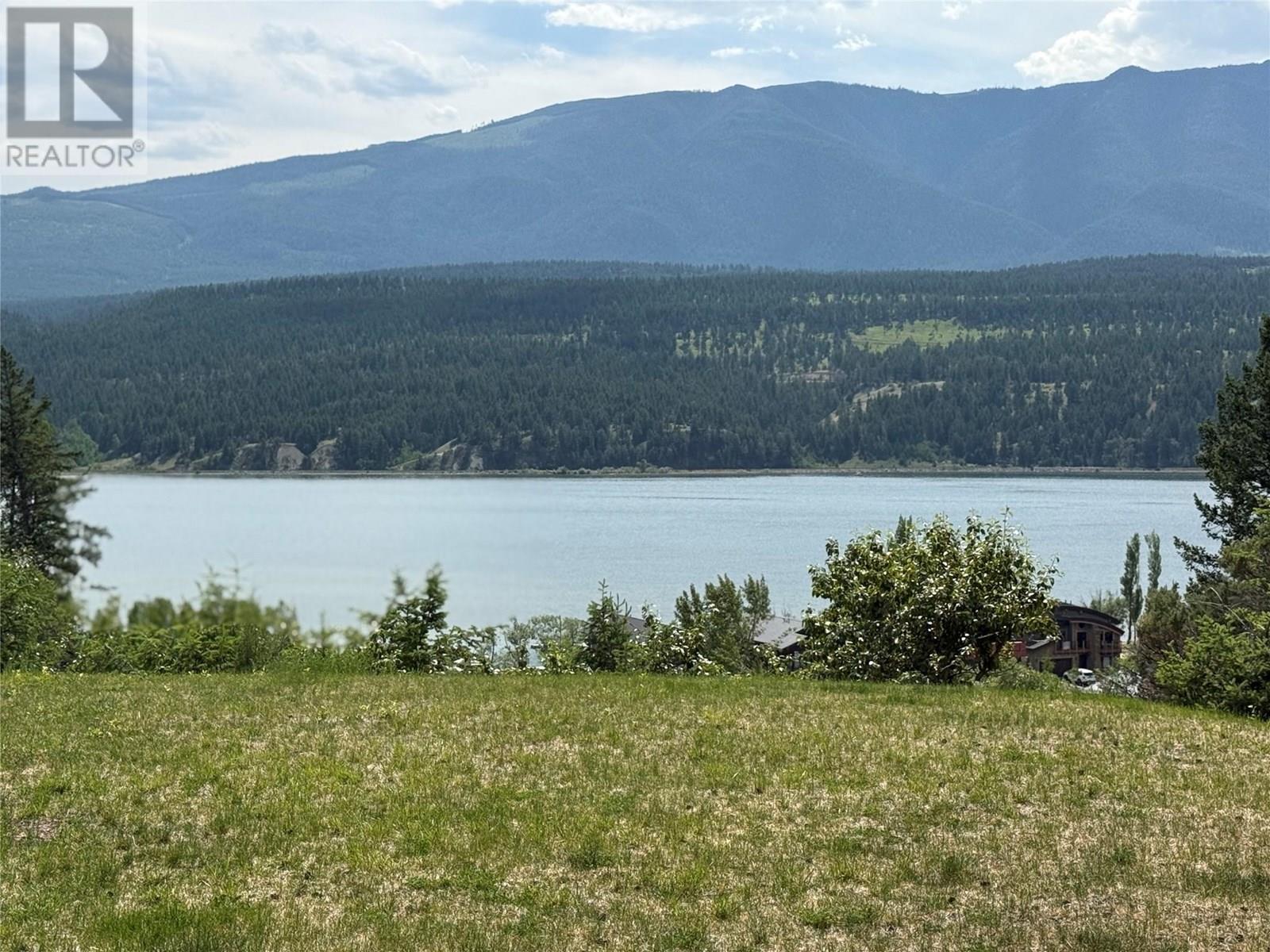 4721 Wilmai Road, Windermere, British Columbia  V0B 2L2 - Photo 2 - 10351782