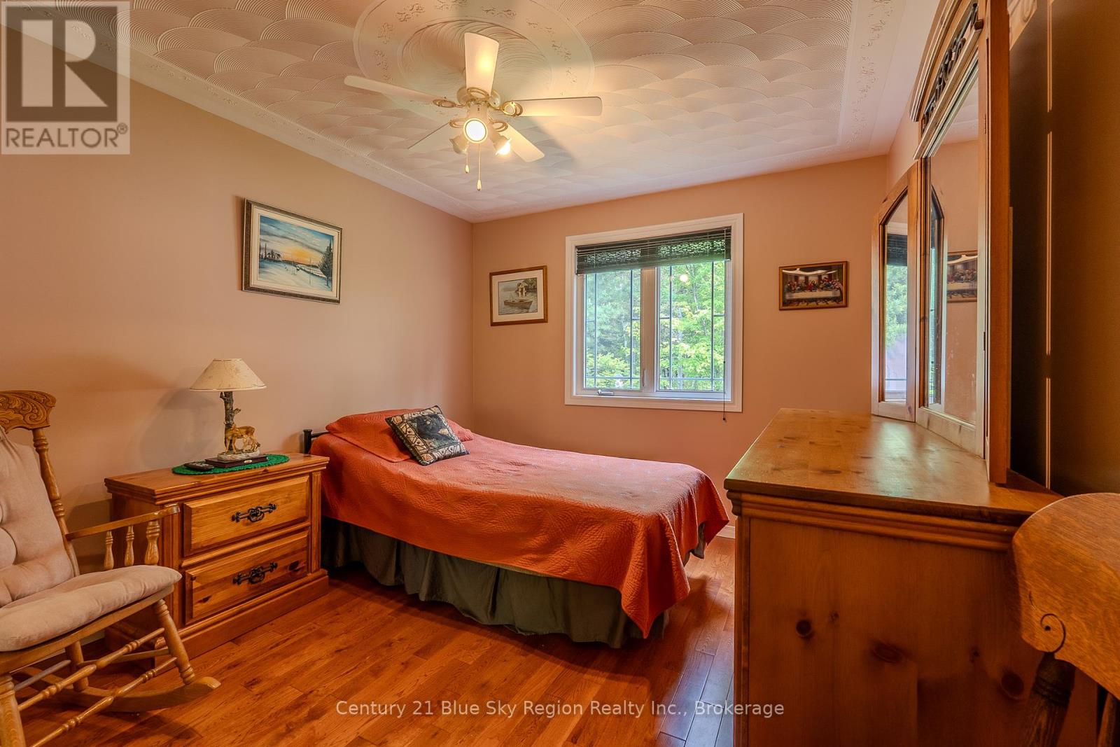 220 Hummel Line, Powassan, Ontario  P0H 2L0 - Photo 18 - X12210363
