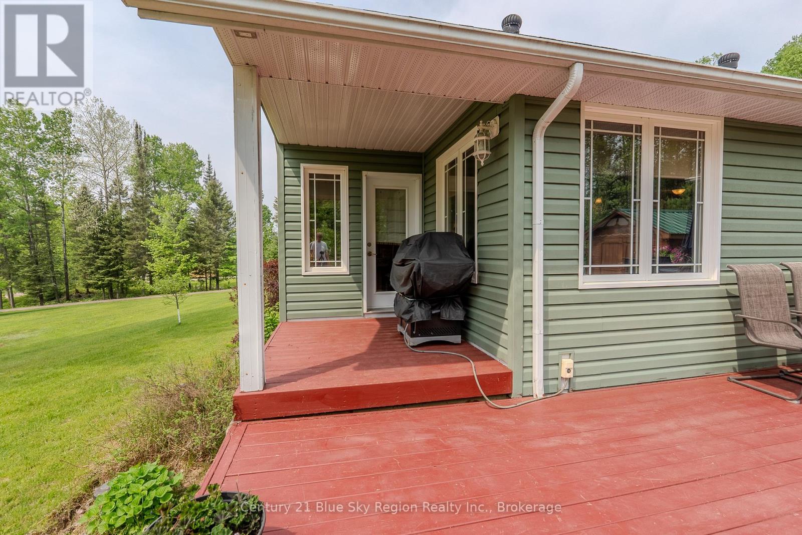 220 Hummel Line, Powassan, Ontario  P0H 2L0 - Photo 40 - X12210363
