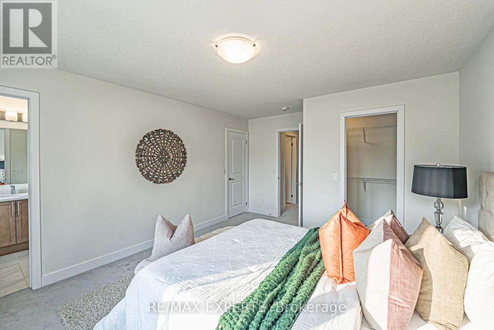 1064 Thompson Drive, Oshawa (Kedron), Ontario  L1L 0V5 - Photo 15 - E12217423