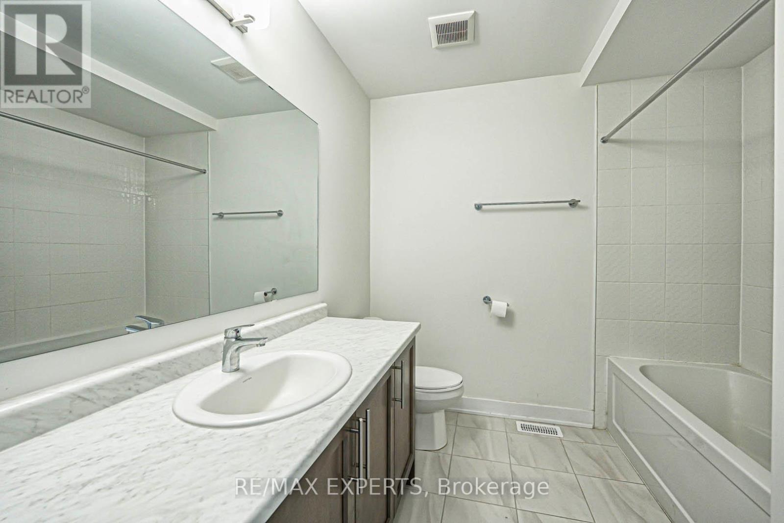 1064 Thompson Drive, Oshawa (Kedron), Ontario  L1L 0V5 - Photo 24 - E12217423