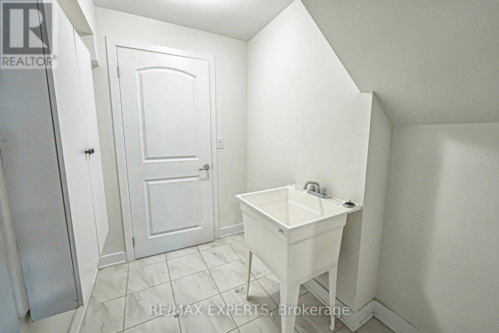 1064 Thompson Drive, Oshawa (Kedron), Ontario  L1L 0V5 - Photo 27 - E12217423