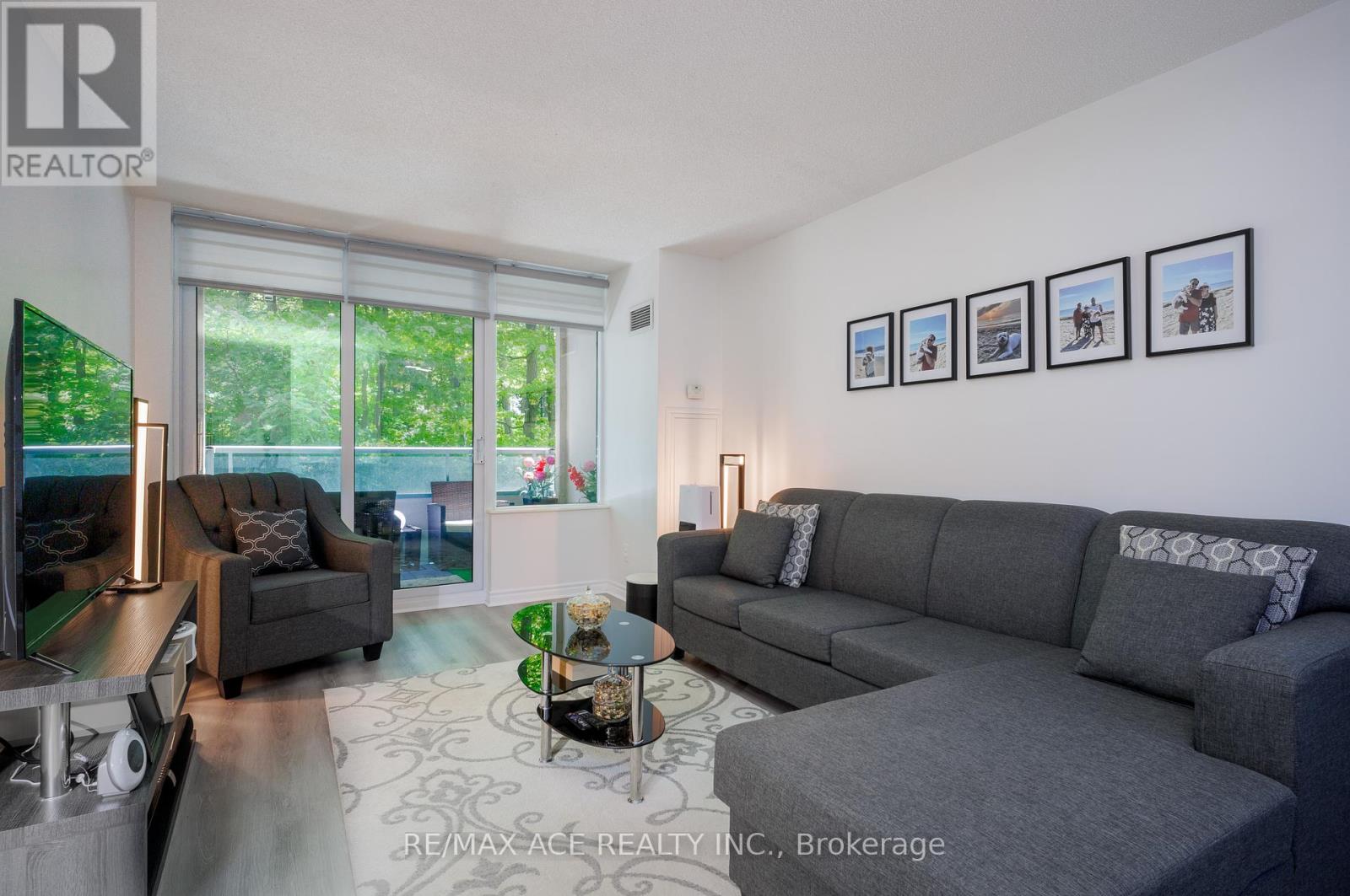 210 - 61 Town Centre Court, Toronto, Ontario  M1P 5C5 - Photo 5 - E12217450