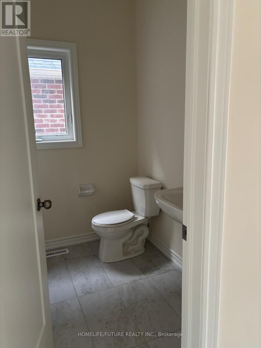 90 North Garden Boulevard, Scugog, Ontario  L9L 2C7 - Photo 3 - E12217456