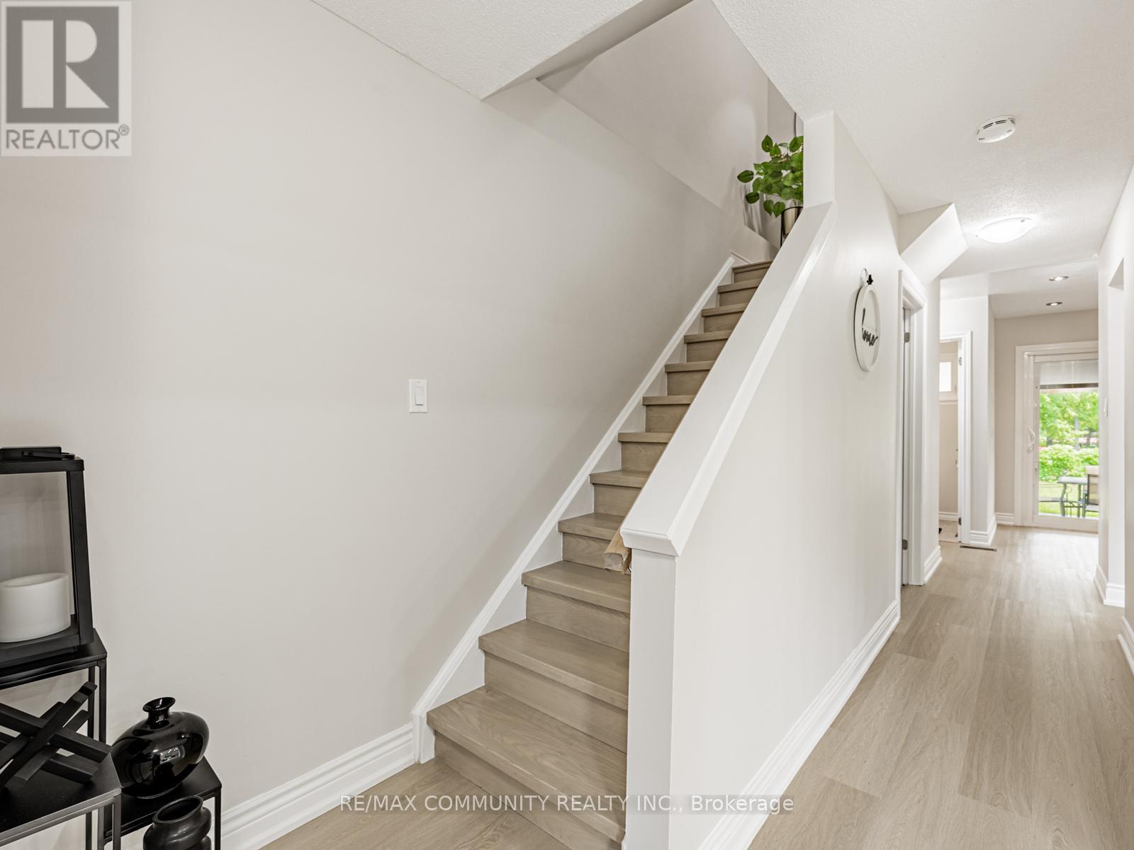 87 Lowry Square, Toronto, Ontario  M1B 1N7 - Photo 14 - E12217461