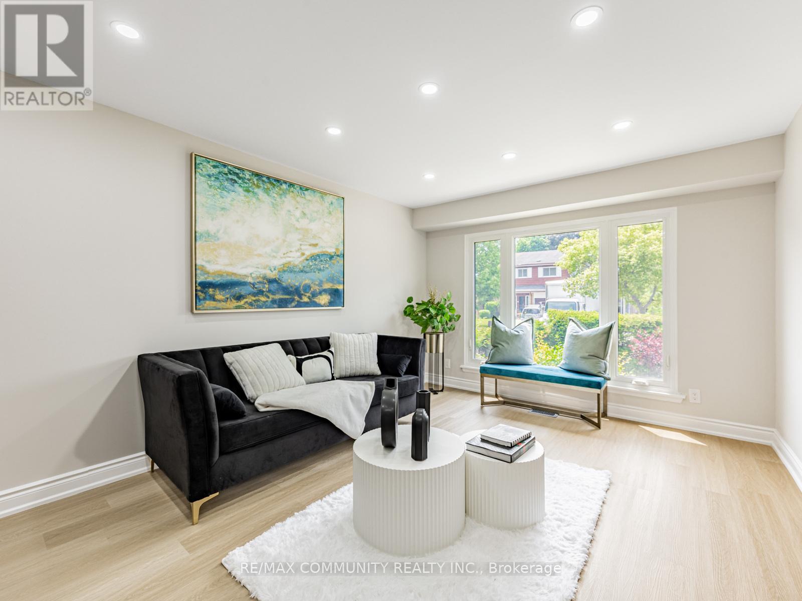 87 Lowry Square, Toronto, Ontario  M1B 1N7 - Photo 5 - E12217461