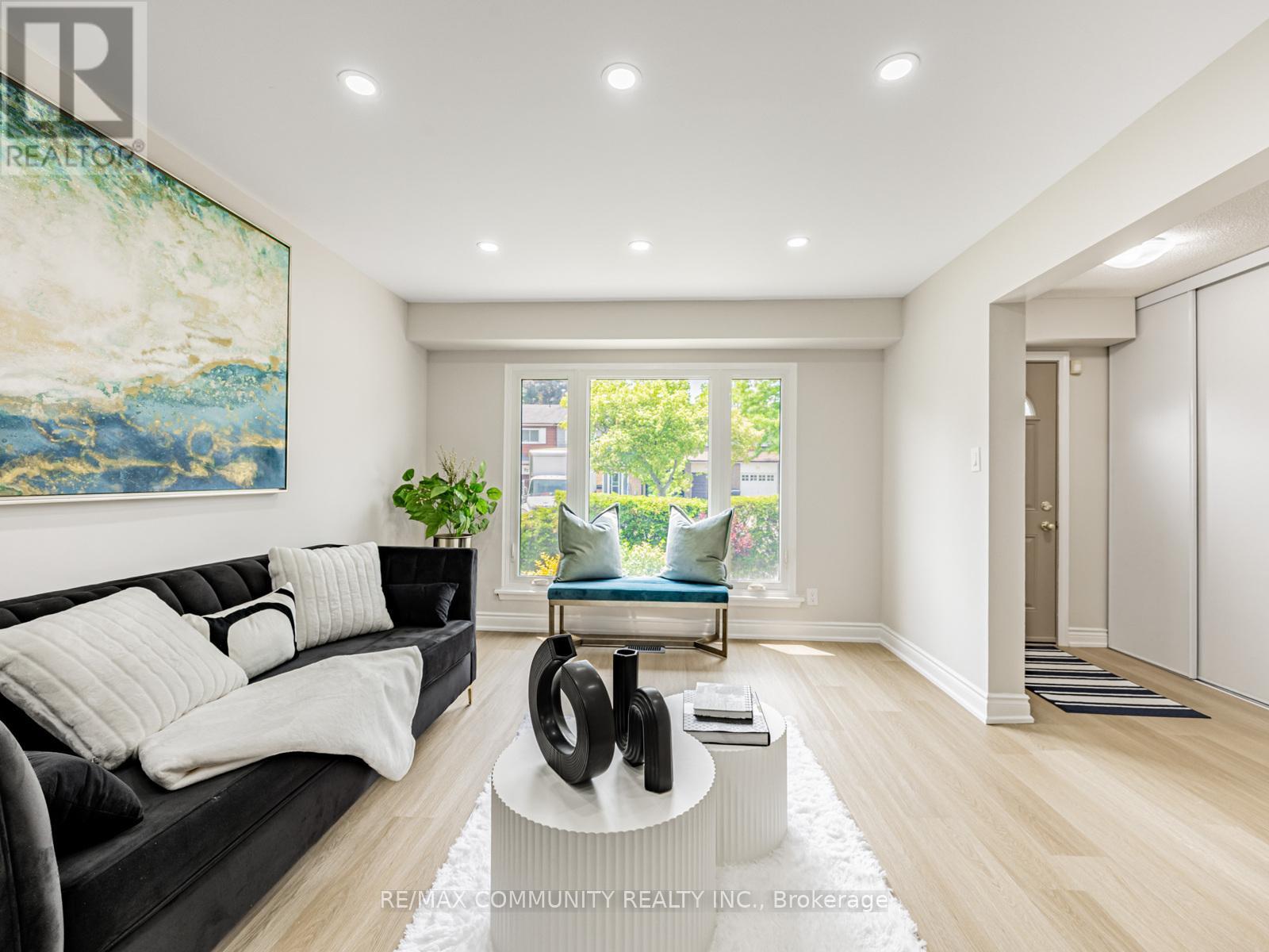 87 Lowry Square, Toronto, Ontario  M1B 1N7 - Photo 6 - E12217461