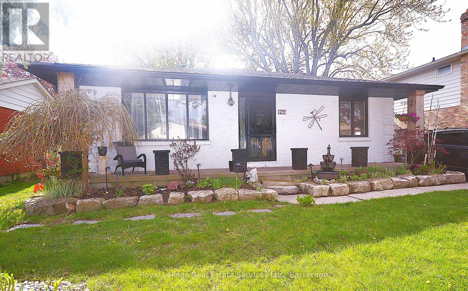 29 MCLARTY DRIVE, St. Thomas, Ontario