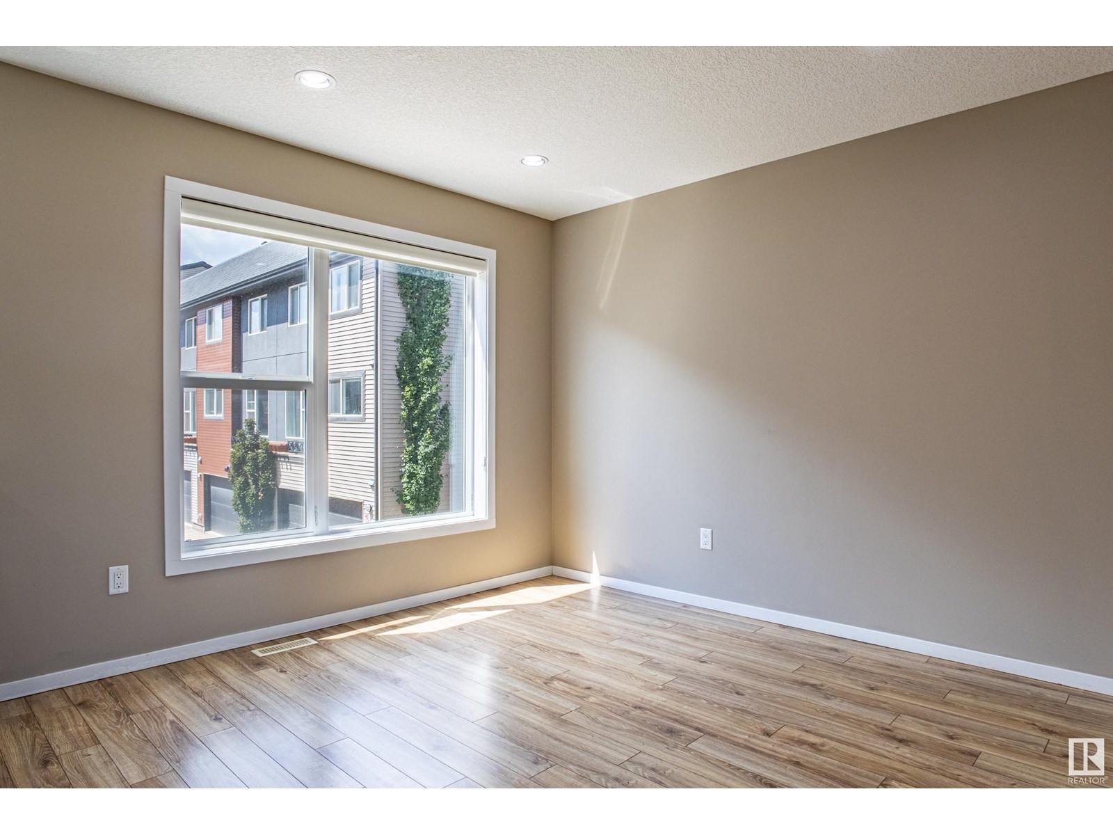 #3 1075 Rosenthal Bv Nw, Edmonton, Alberta  T5T 7G5 - Photo 13 - E4442085